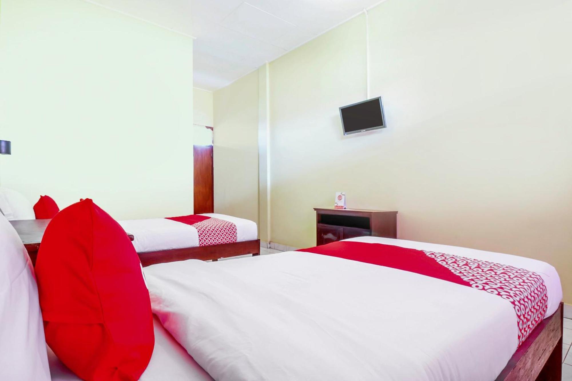 Oyo 2184 Nan Berlian Inn Legian Kültér fotó